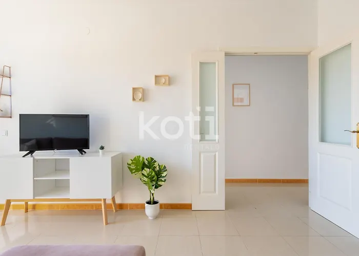 Koti - Nenufar Appartement Fuengirola