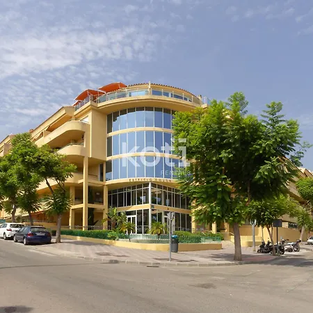 Koti - Nenufar * Fuengirola