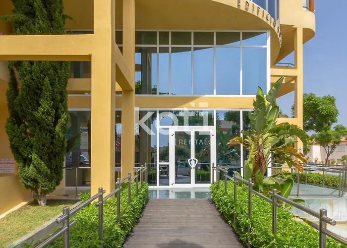 Koti - Nenufar Fuengirola